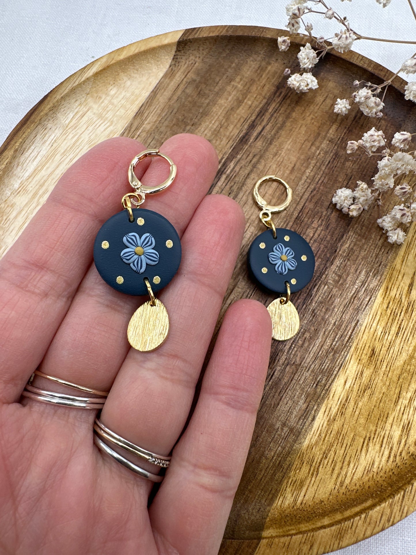 Blue flower circle hoops
