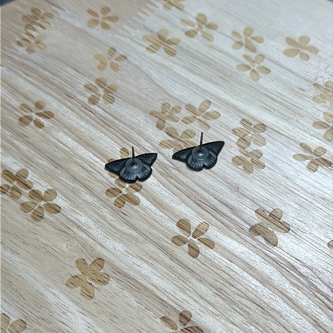 Micro mini ghostly silkmoth studs