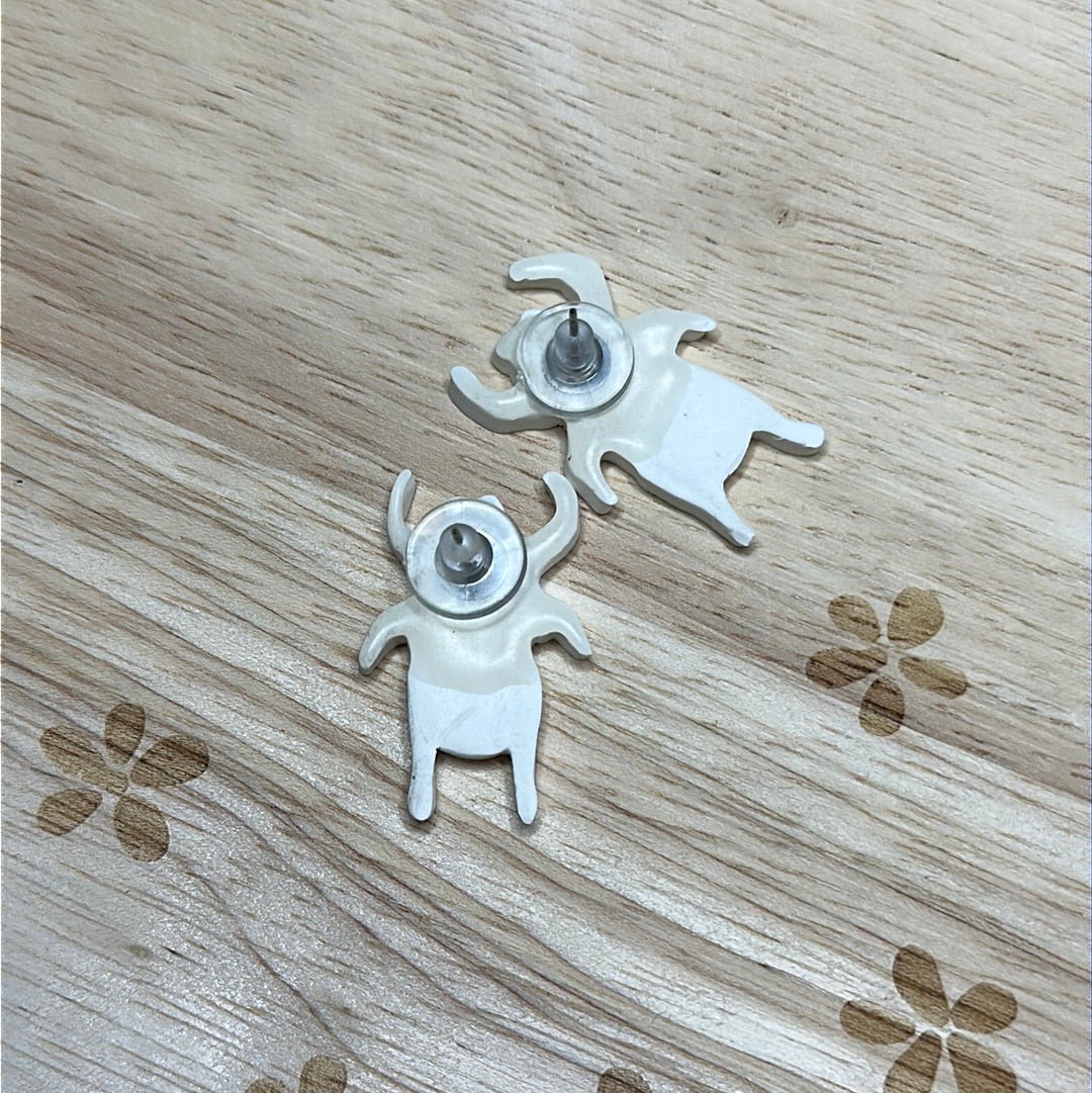 Goliath beetle studs
