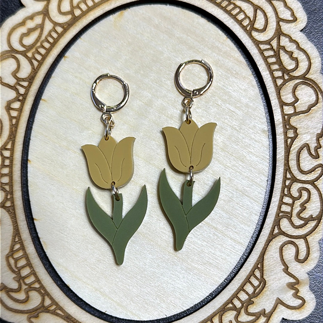 Tulip Acrylic hoops