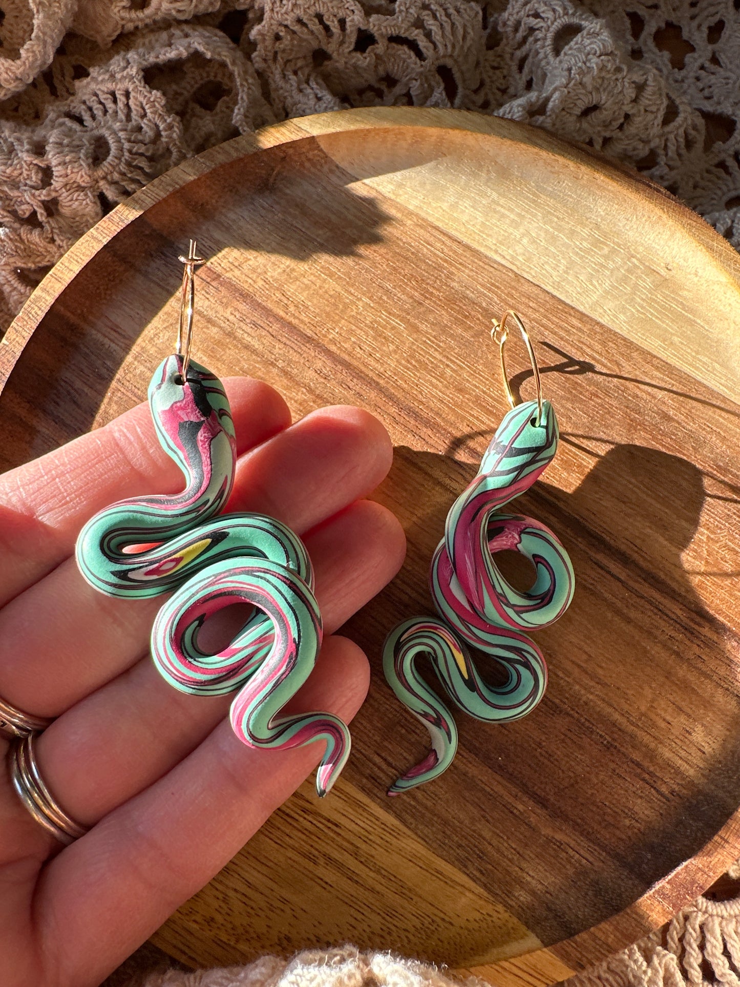 snake hoops