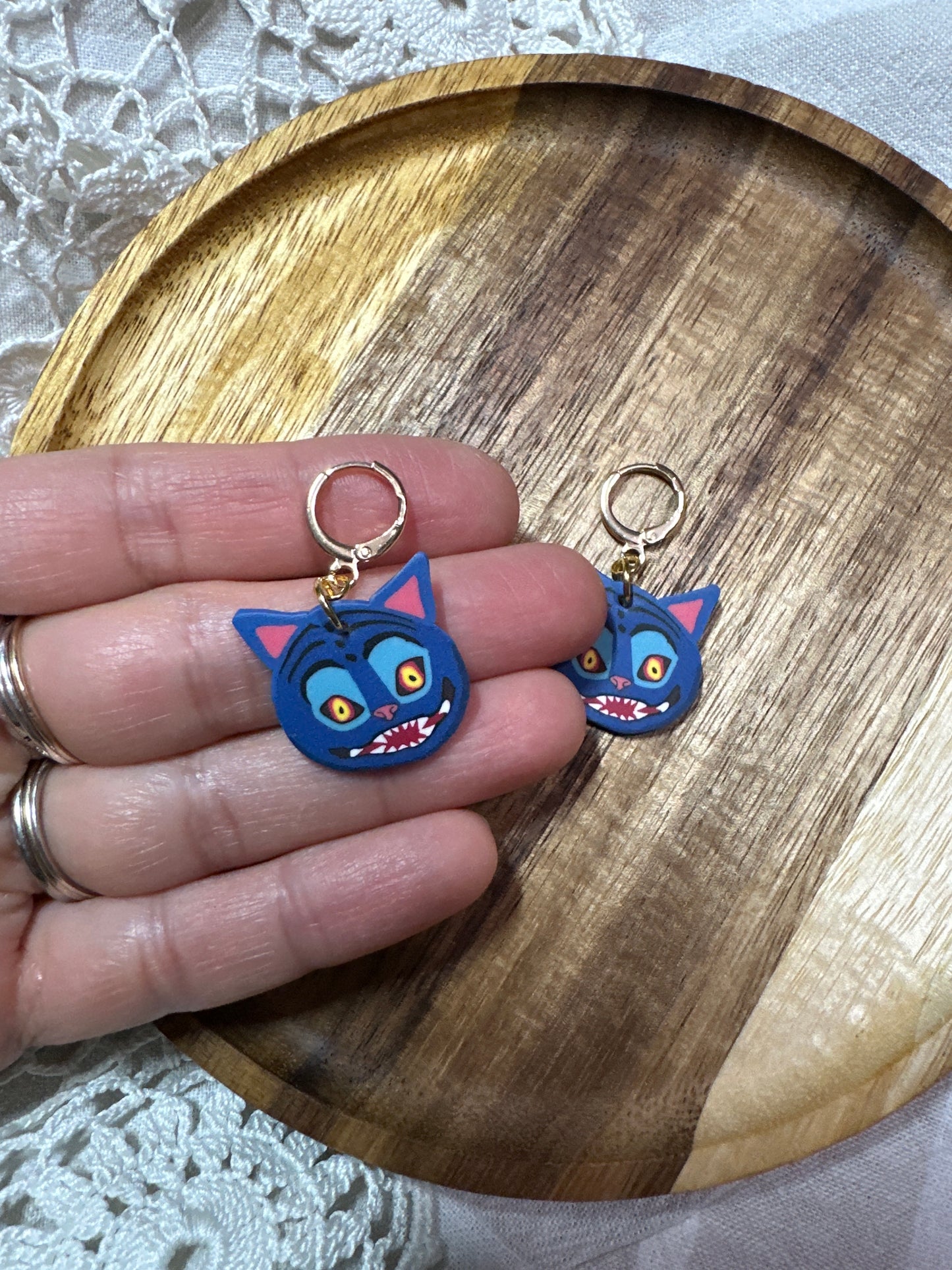Derpy Tiger leverback hoops