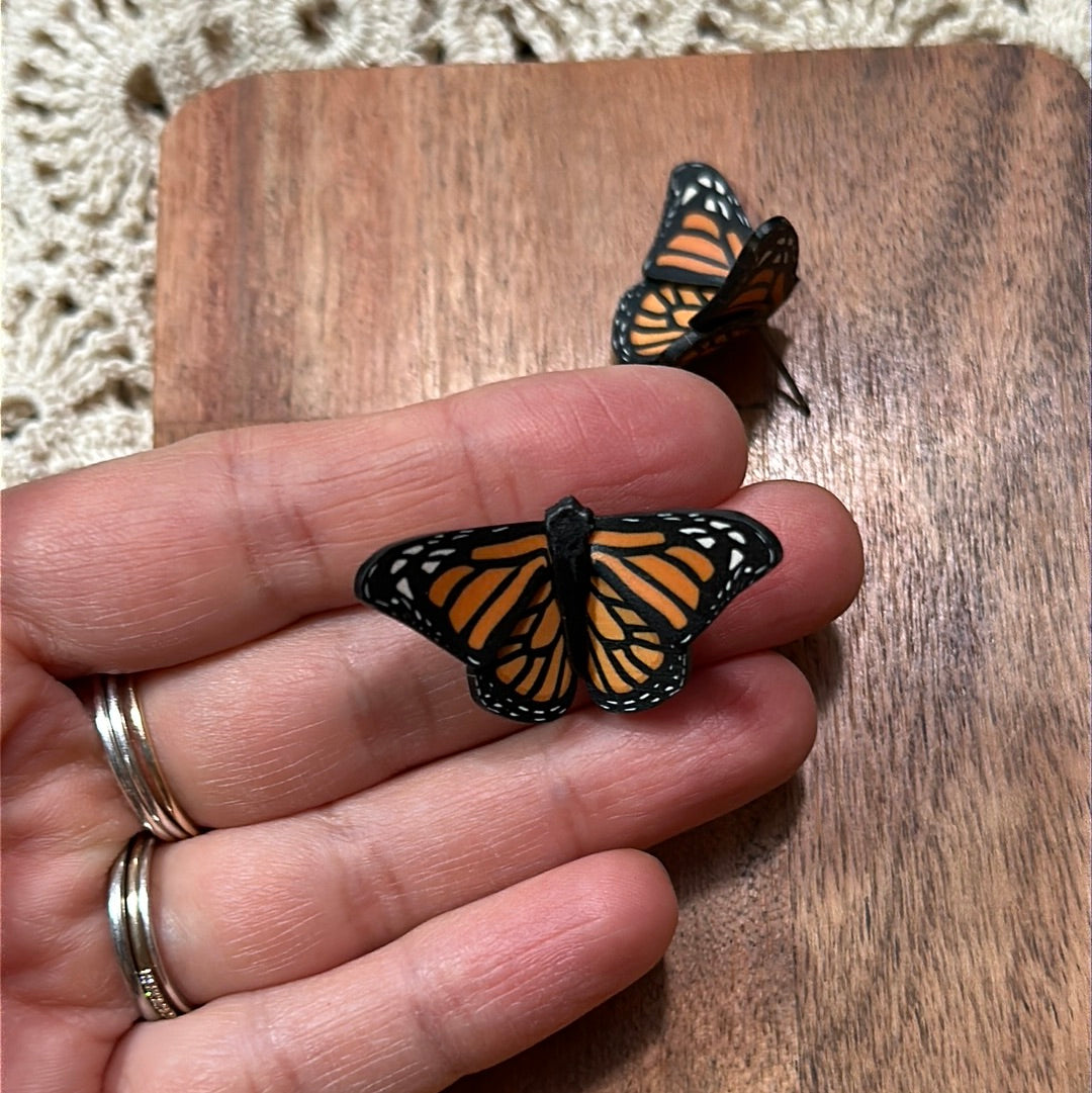 In flight Monarch butterfly studs