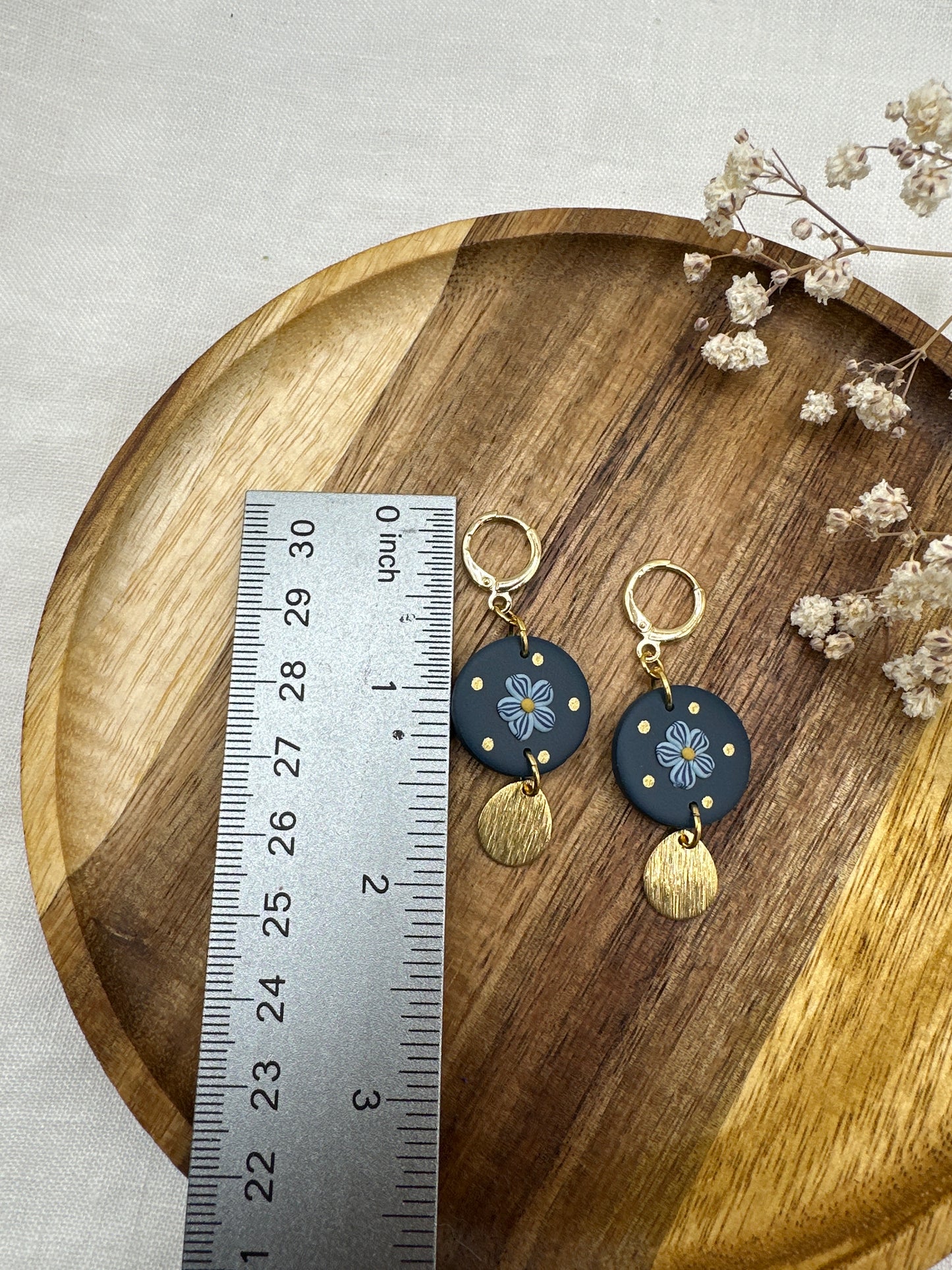 Blue flower circle hoops